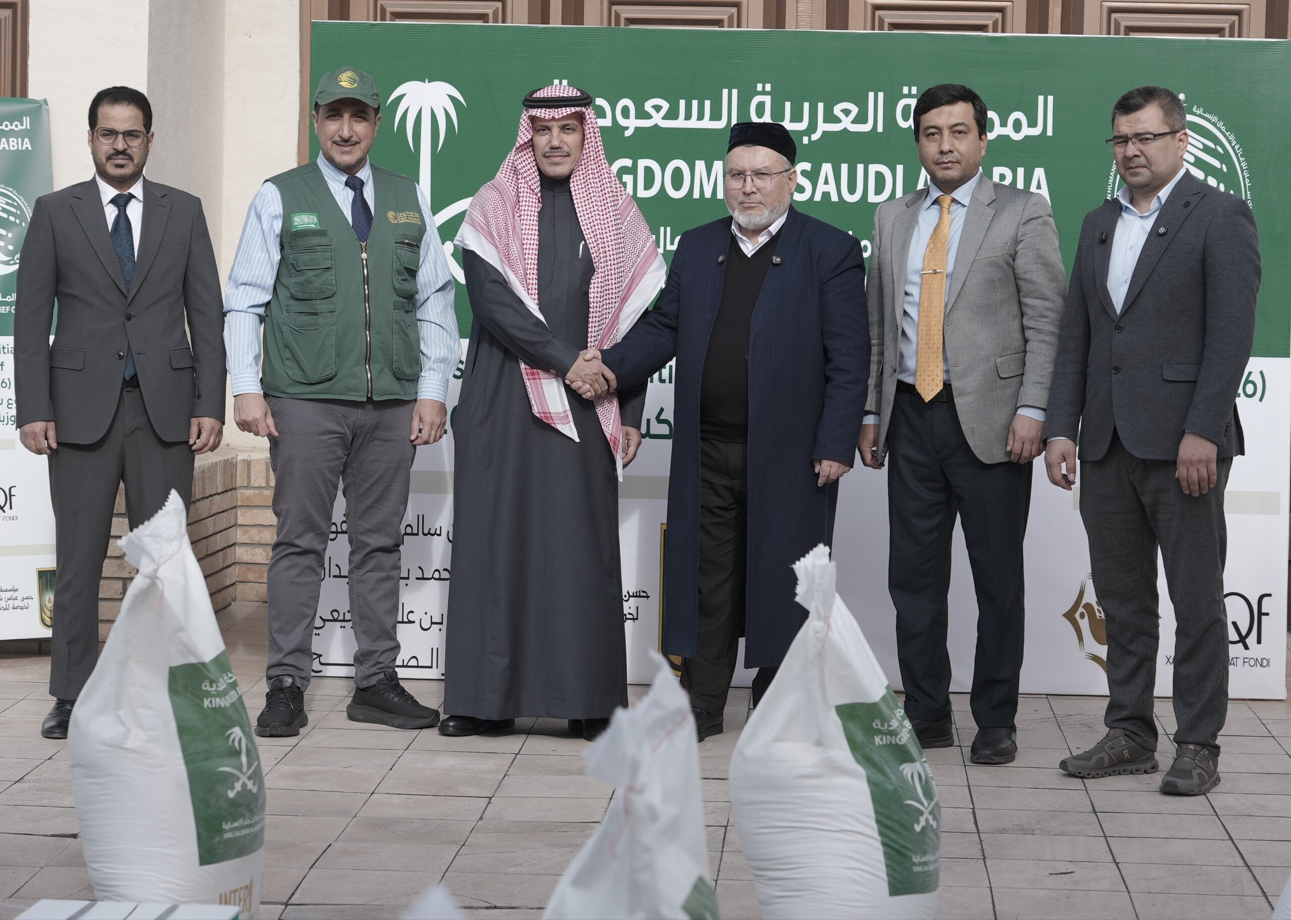 RAMAZON TUHFALARINING DASTLABKISI EHTIYOJMAND OILALARGA KIRIB BORMOQDA